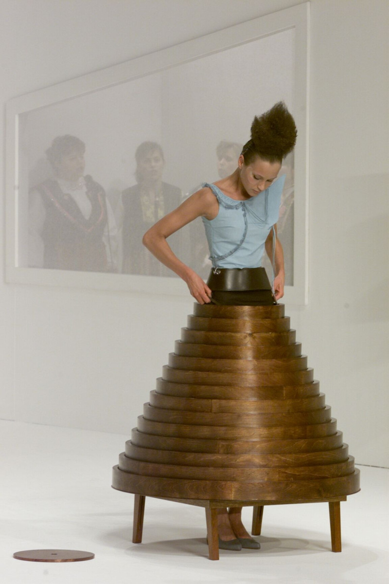 Hussein Chalayan fashion show for Autumn/Winter 2000