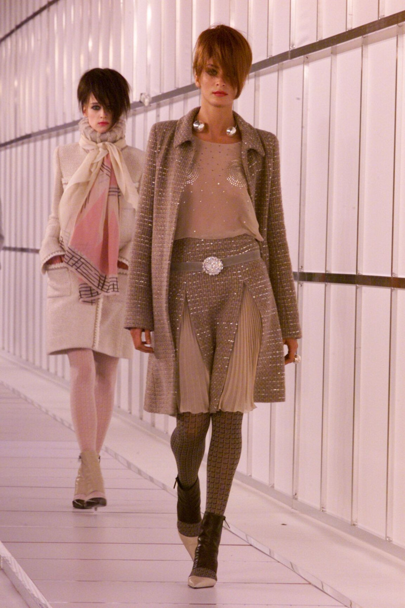 Chanel fashion show for Autumn/Winter 2000
