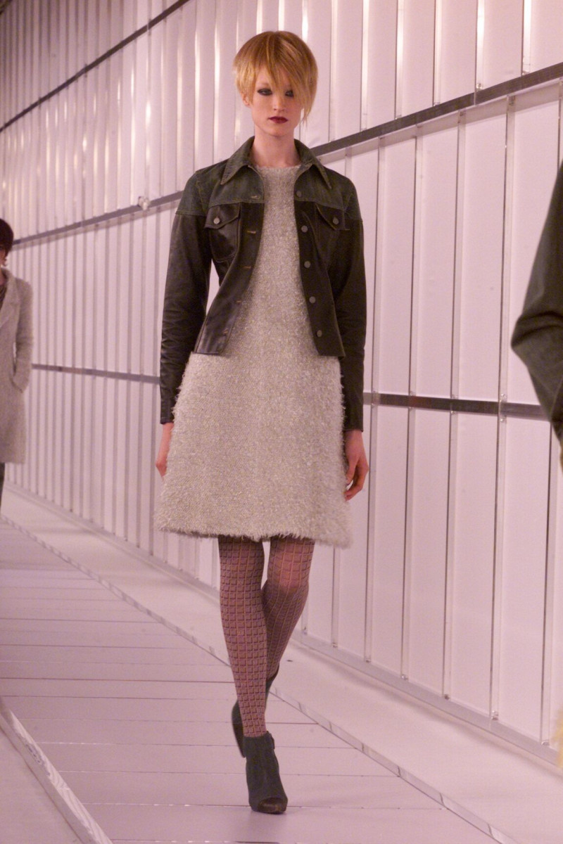 Chanel fashion show for Autumn/Winter 2000