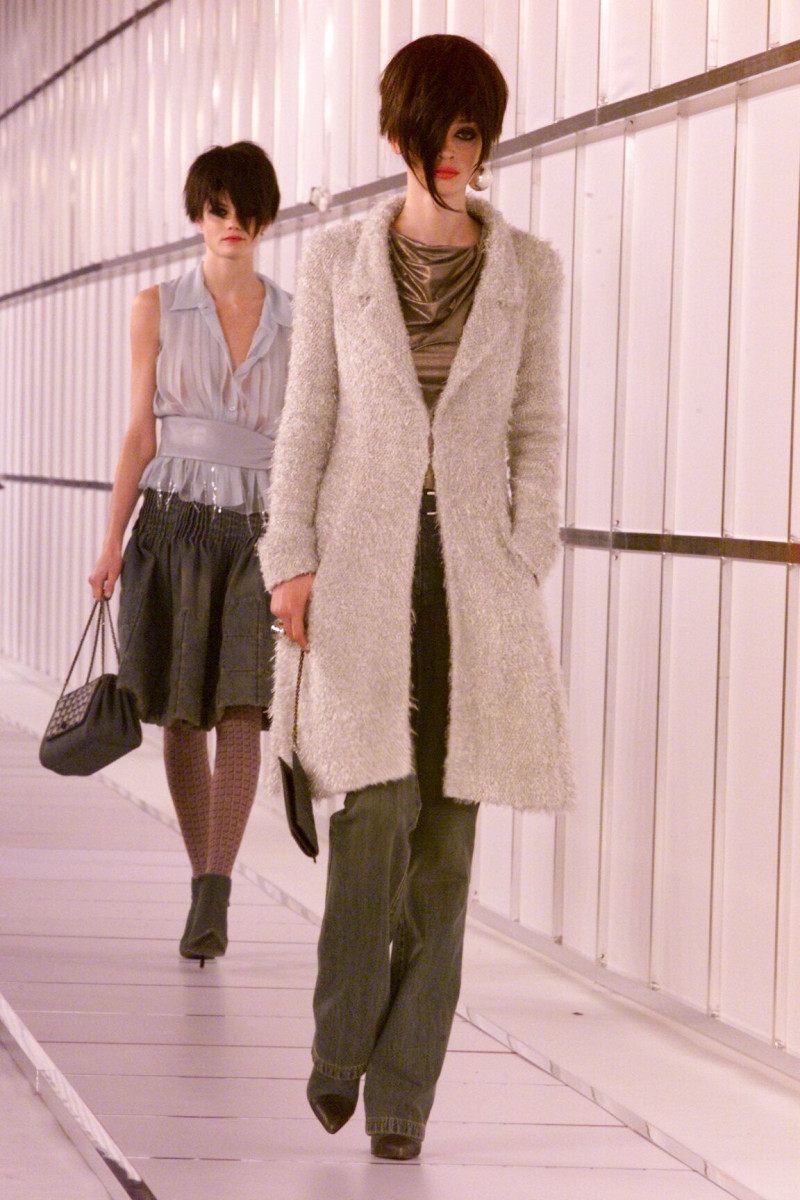 Chanel fashion show for Autumn/Winter 2000