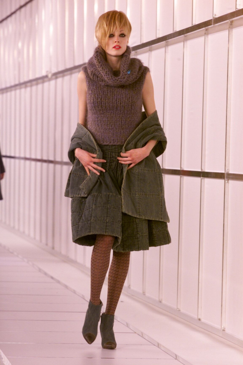 Chanel fashion show for Autumn/Winter 2000