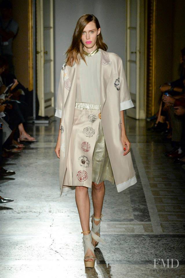 Georgia Hilmer featured in  the Aquilano.Rimondi fashion show for Spring/Summer 2015