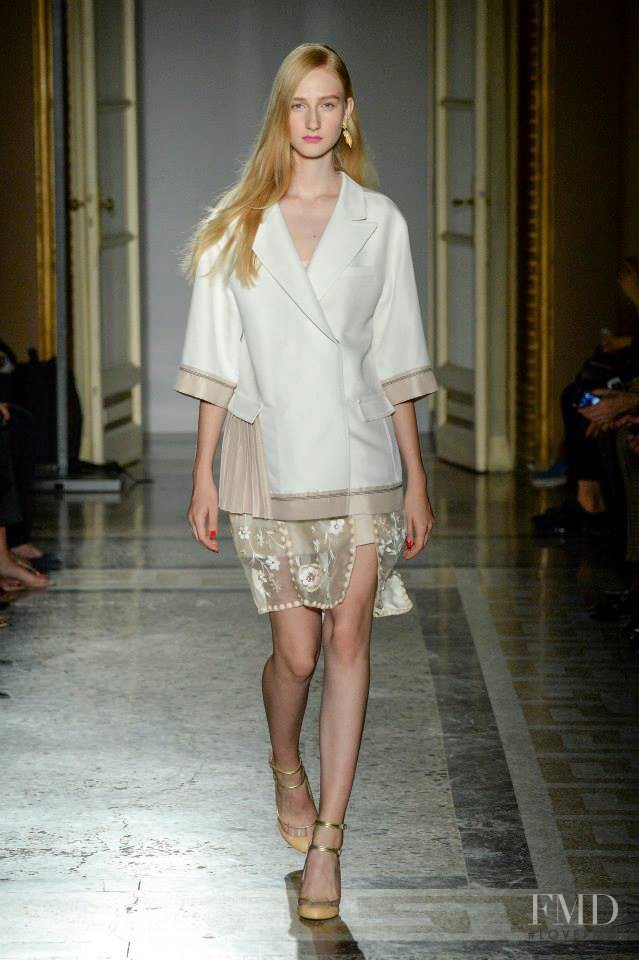 Charlotte Lindvig featured in  the Aquilano.Rimondi fashion show for Spring/Summer 2015