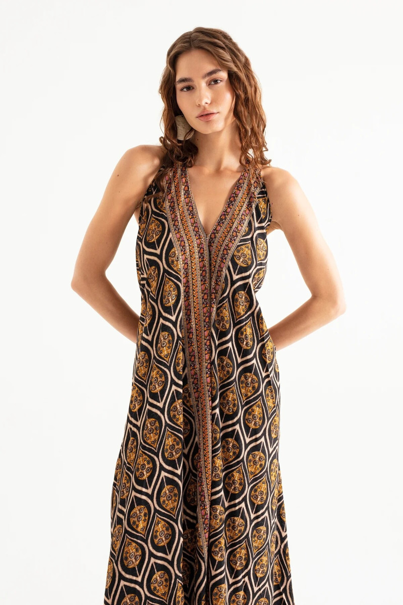 Alexandra Pletnyova featured in  the Asudan Clothing catalogue for Spring/Summer 2025