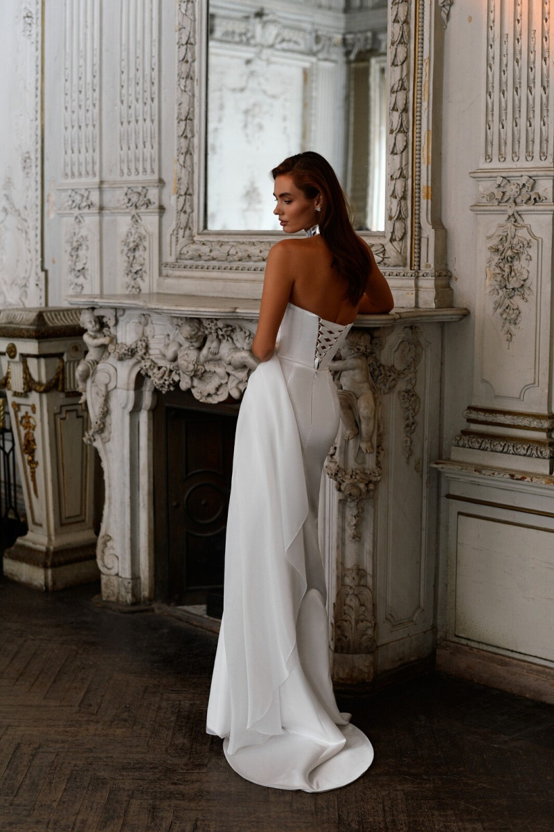 Alexandra Pletnyova featured in  the Belfaso catalogue for Summer 2025