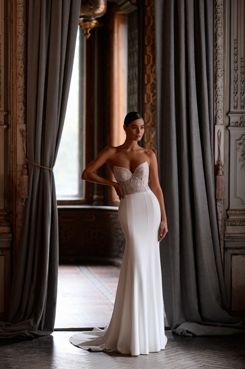 Alexandra Pletnyova featured in  the Belfaso catalogue for Summer 2025