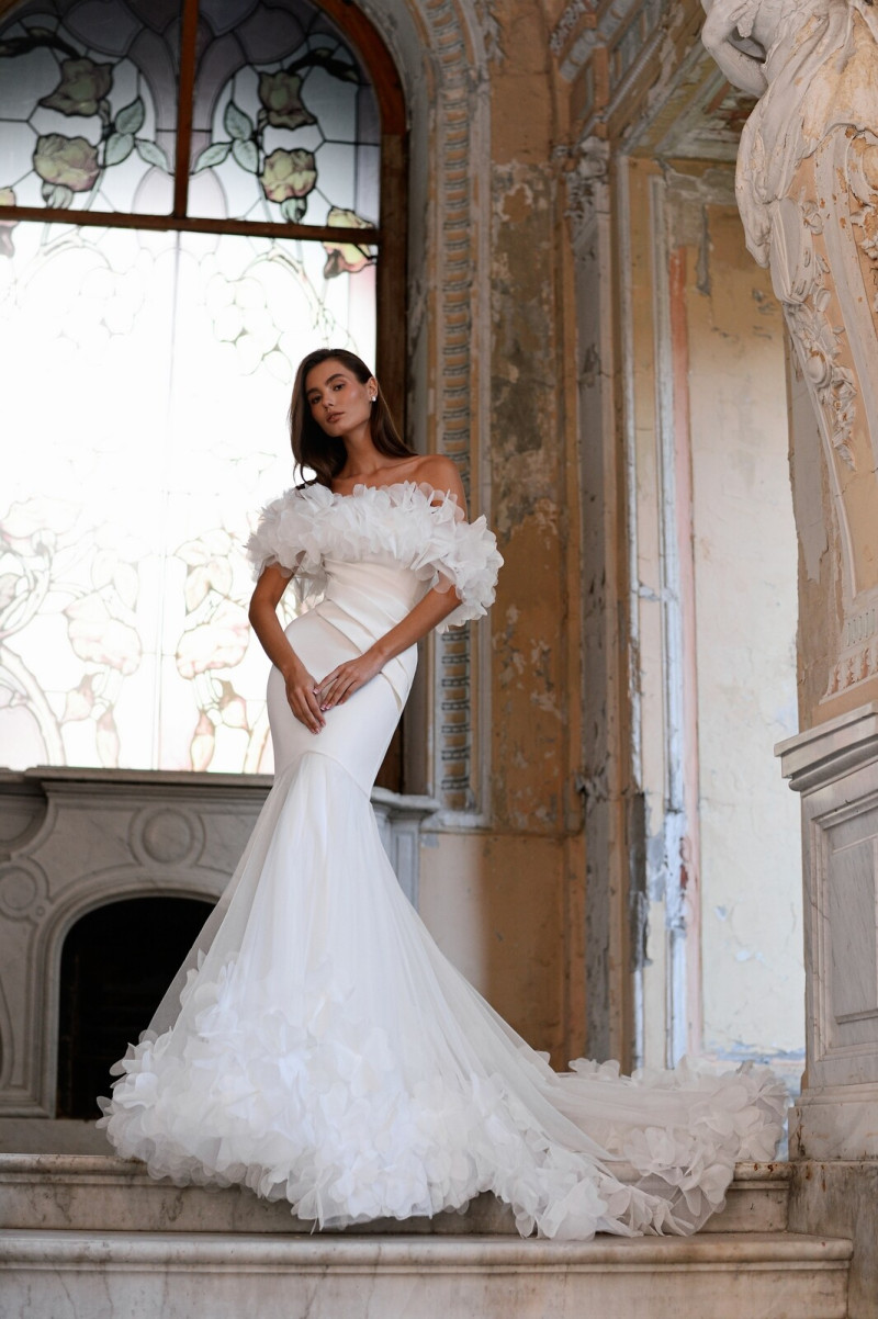 Alexandra Pletnyova featured in  the Belfaso catalogue for Summer 2025