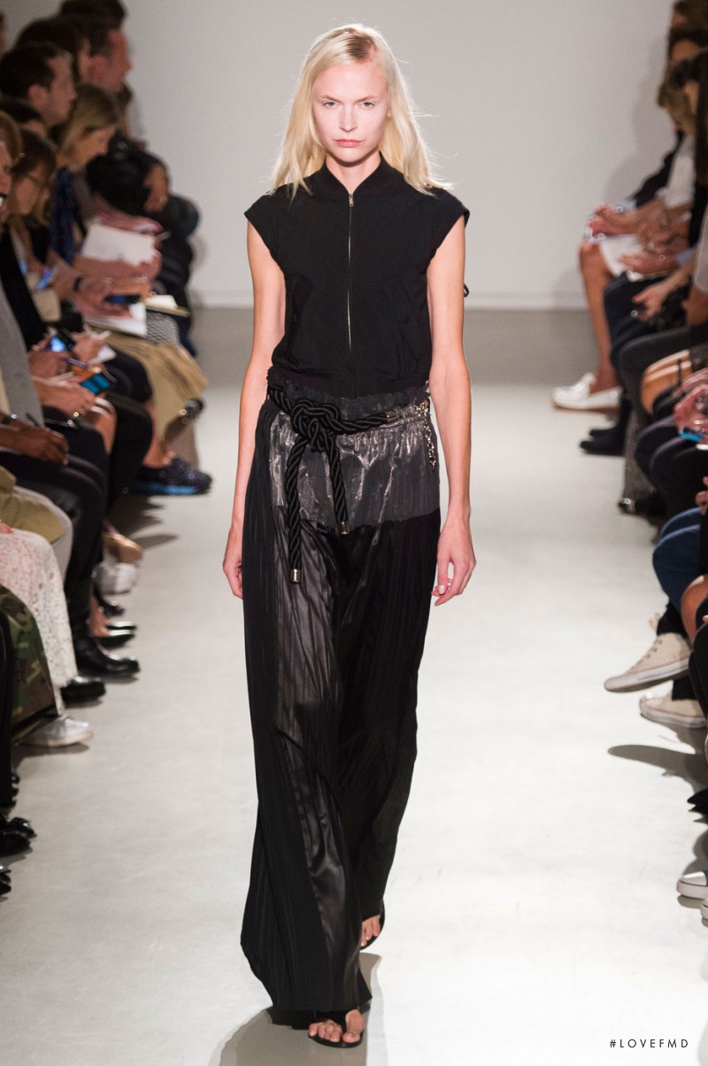 Veronique Branquinho fashion show for Spring/Summer 2015