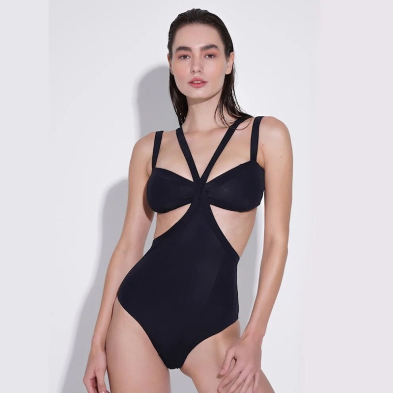 Alexandra Pletnyova featured in  the Saude Istanbul catalogue for Summer 2022