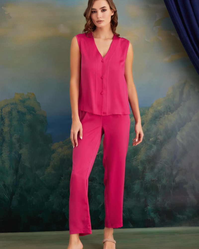 Alexandra Pletnyova featured in  the Aydogan lookbook for Autumn/Winter 2025