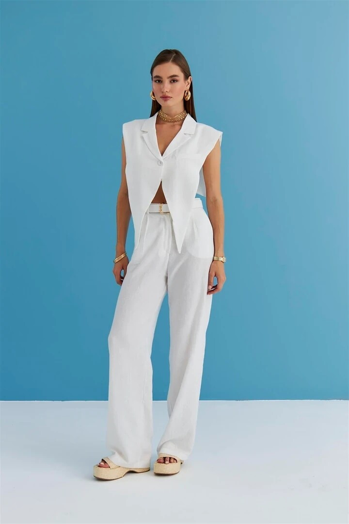 Alexandra Pletnyova featured in  the Tuba Butik catalogue for Spring/Summer 2024