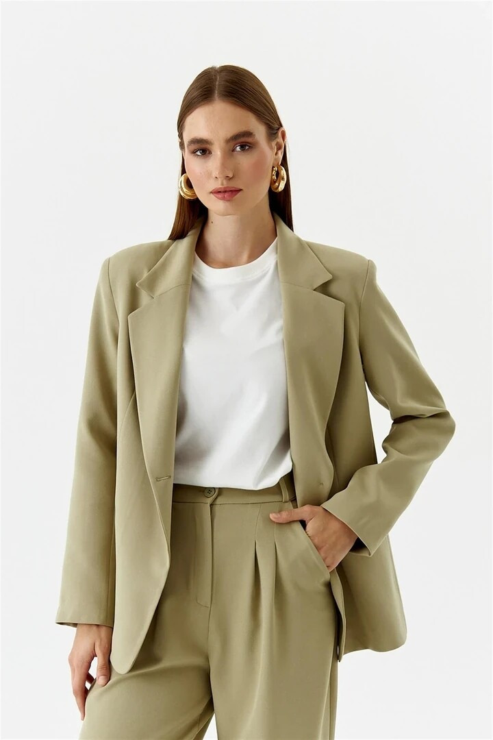 Alexandra Pletnyova featured in  the Tuba Butik catalogue for Spring/Summer 2024