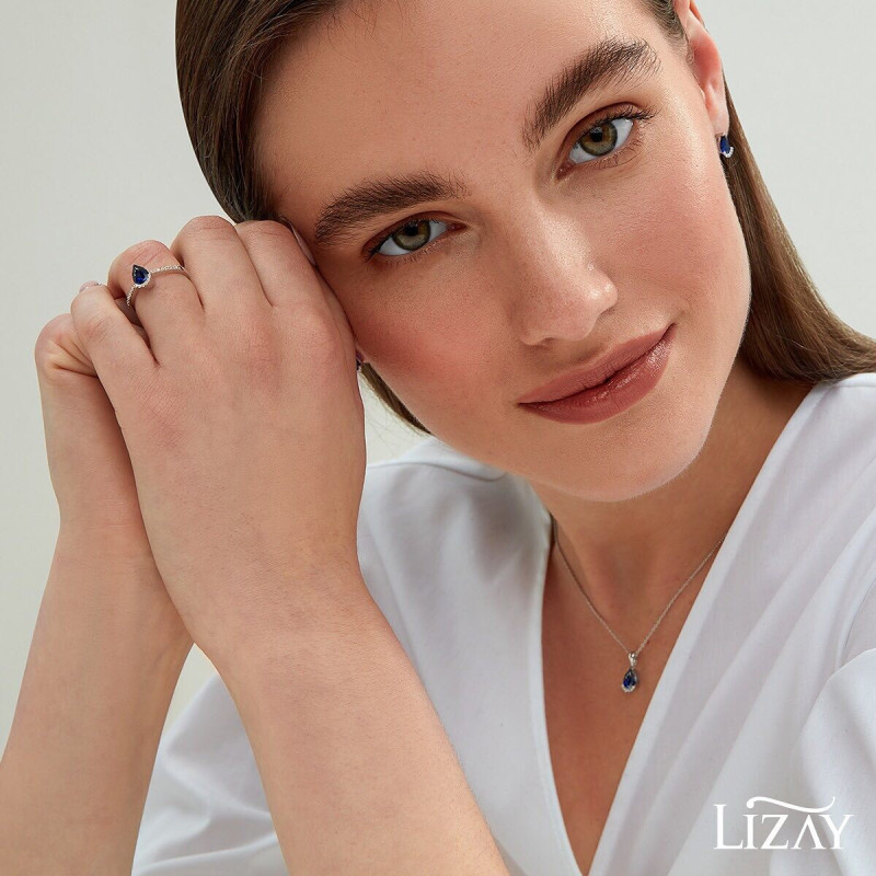 Alexandra Pletnyova featured in  the Lizay advertisement for Spring/Summer 2021