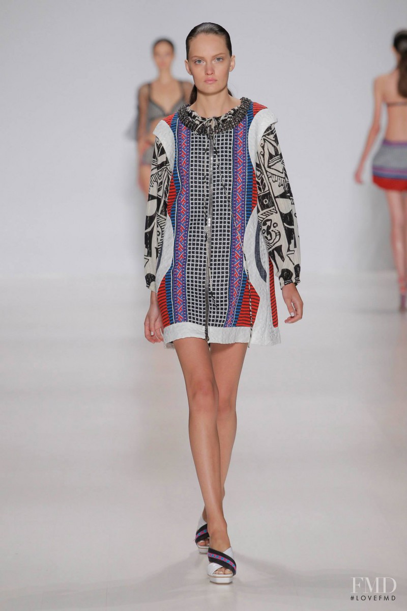 Victoria Anderson featured in  the Custo Barcelona fashion show for Spring/Summer 2015