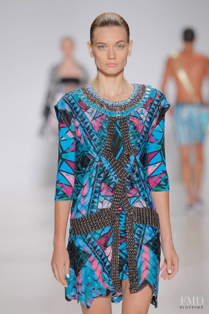 Lyoka Tyagnereva featured in  the Custo Barcelona fashion show for Spring/Summer 2015