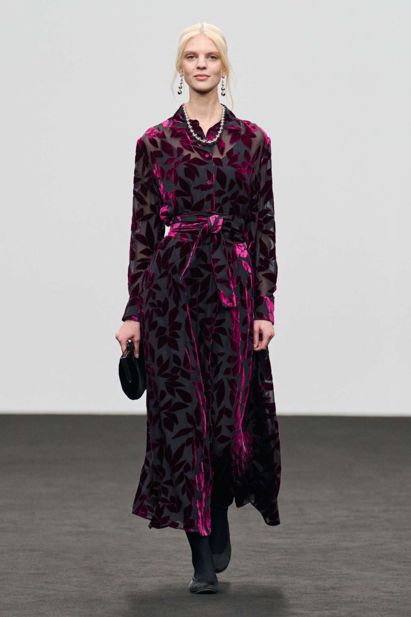 Jasper Conran fashion show for Spring/Summer 2026