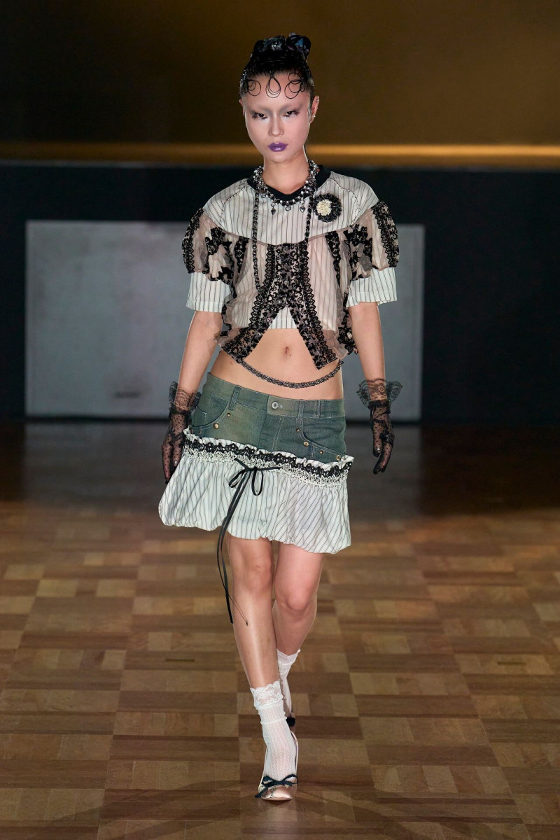 Yueqi Qi fashion show for Spring/Summer 2026