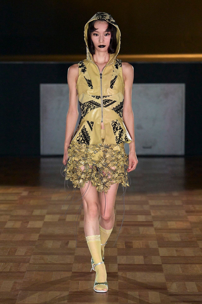 Yueqi Qi fashion show for Spring/Summer 2026