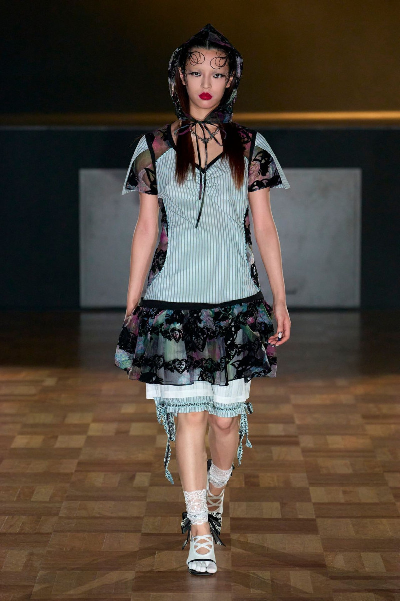 Yueqi Qi fashion show for Spring/Summer 2026