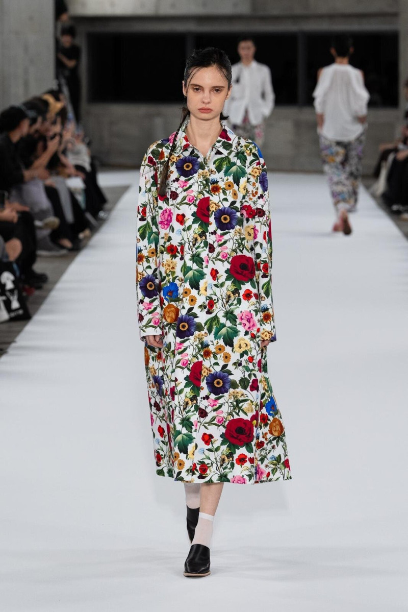 support surface fashion show for Spring/Summer 2026