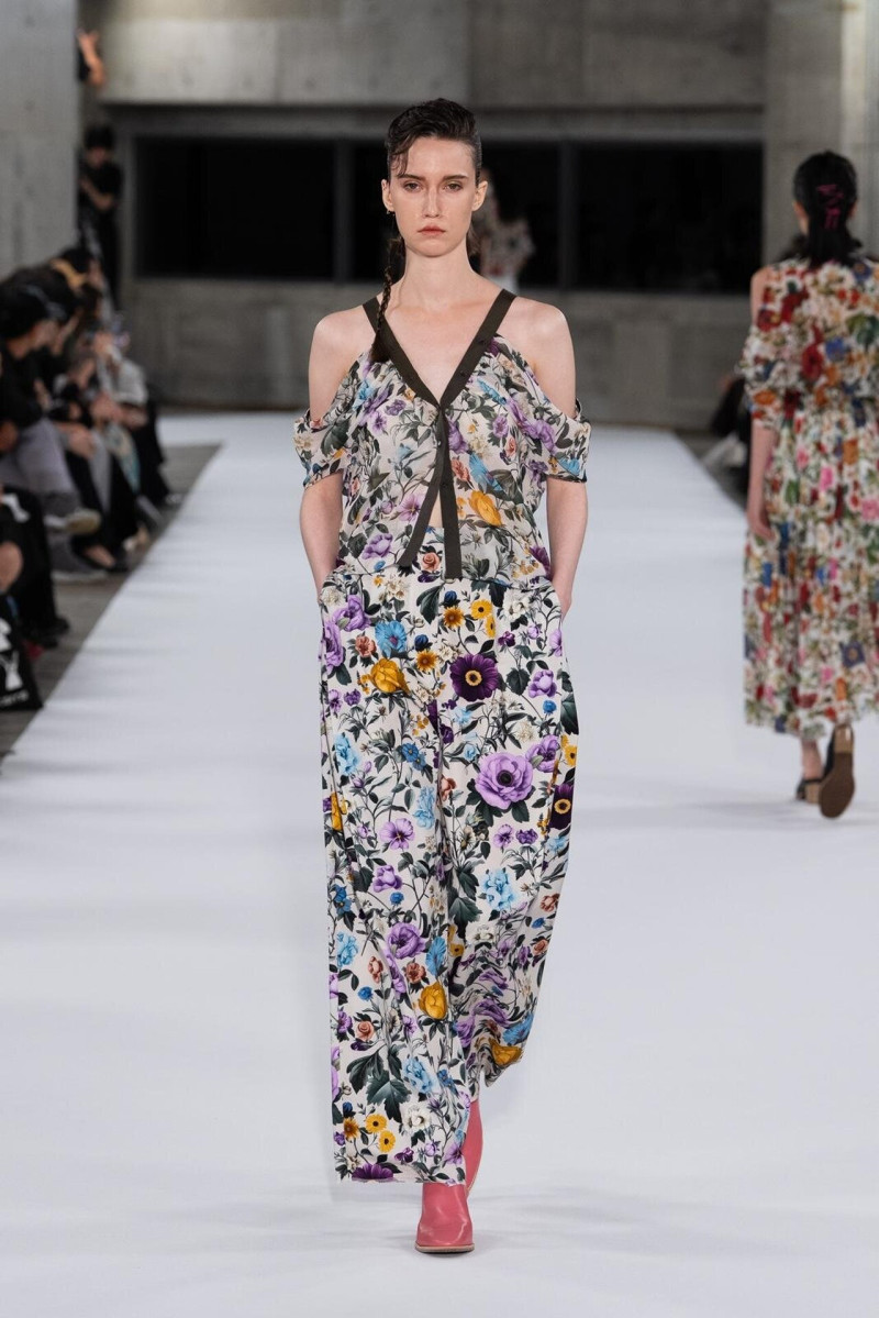 support surface fashion show for Spring/Summer 2026
