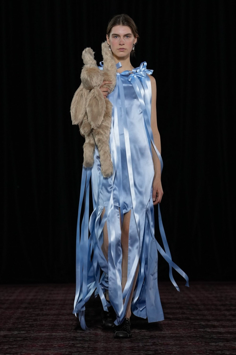 Simone Rocha fashion show for Autumn/Winter 2025
