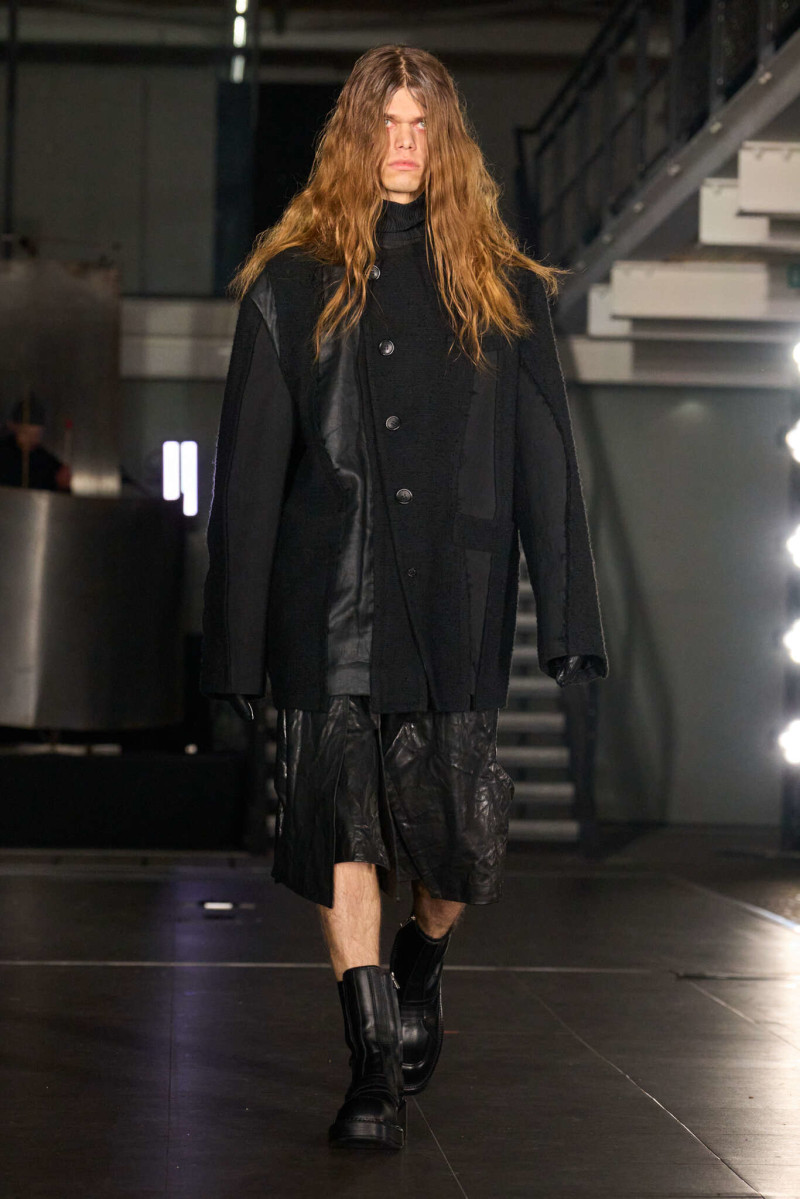 Songzio fashion show for Autumn/Winter 2025