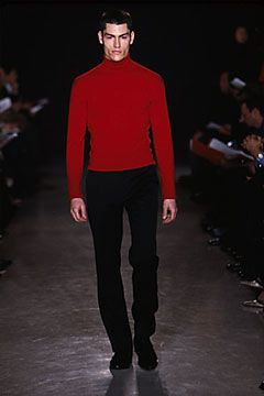 Donna Karan New York fashion show for Autumn/Winter 2000