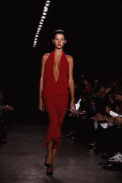 Donna Karan New York fashion show for Autumn/Winter 2000