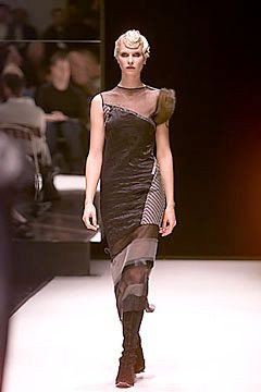 Gianfranco Ferré fashion show for Autumn/Winter 2000