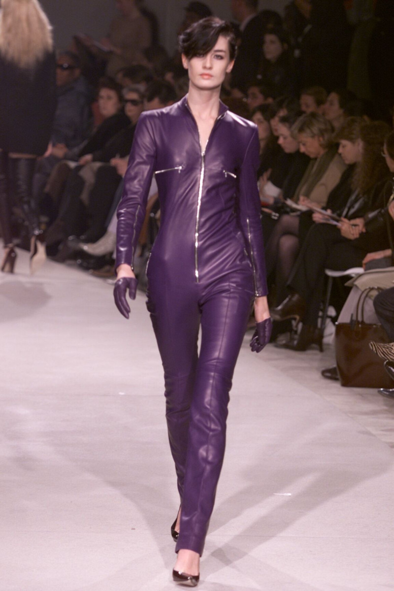 Givenchy fashion show for Autumn/Winter 2000