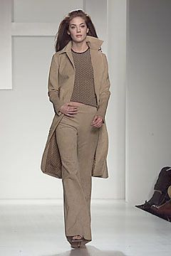 Halston fashion show for Autumn/Winter 2000