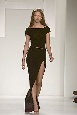 Halston fashion show for Autumn/Winter 2000