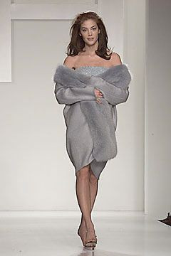 Halston fashion show for Autumn/Winter 2000