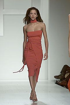 Halston fashion show for Autumn/Winter 2000