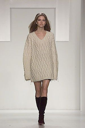 Halston fashion show for Autumn/Winter 2000