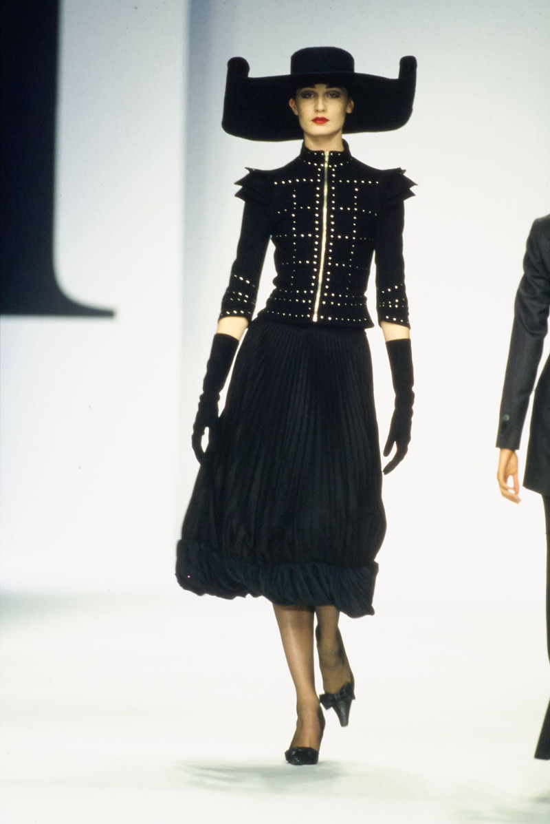 Moschino fashion show for Autumn/Winter 2000