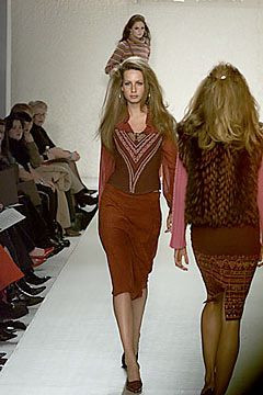 Nicole Miller fashion show for Autumn/Winter 2000