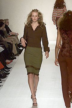 Nicole Miller fashion show for Autumn/Winter 2000