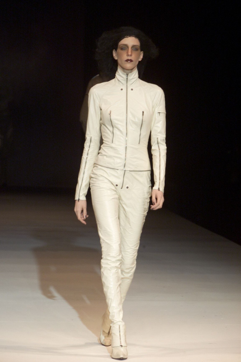 Olivier Theyskens fashion show for Autumn/Winter 2000