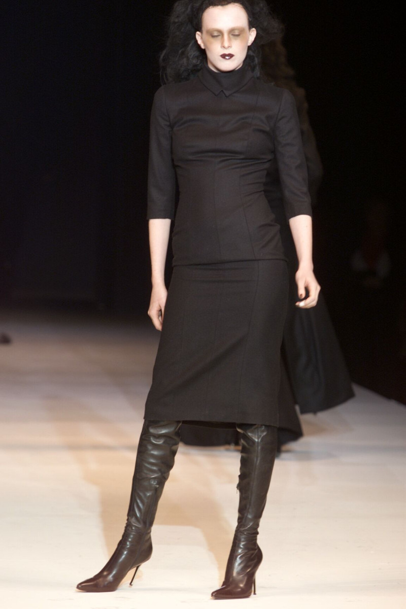 Olivier Theyskens fashion show for Autumn/Winter 2000