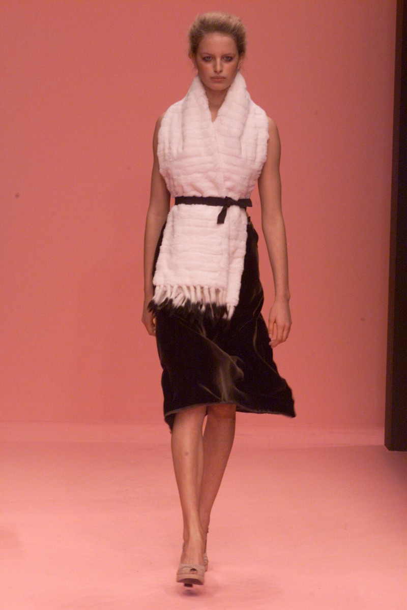 Prada fashion show for Autumn/Winter 2000