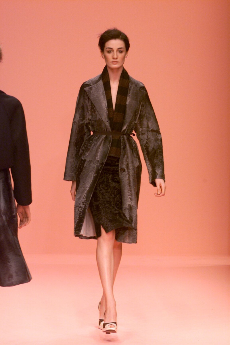 Prada fashion show for Autumn/Winter 2000