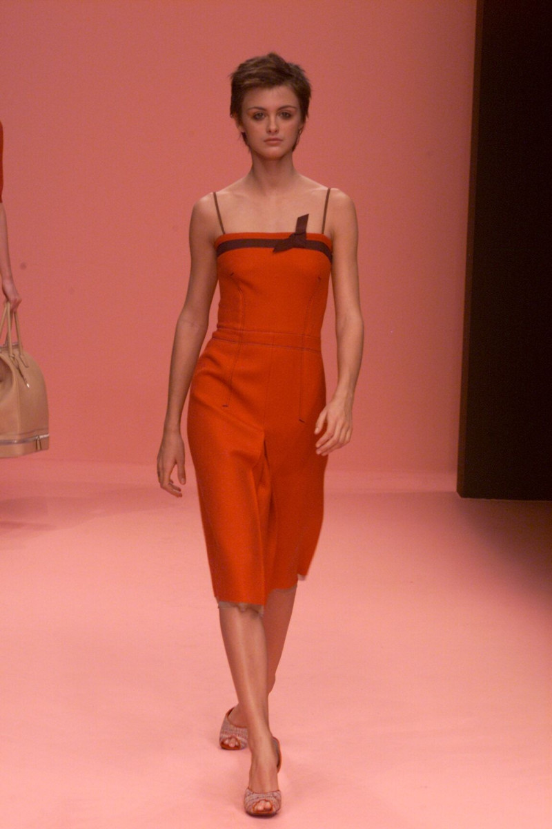 Prada fashion show for Autumn/Winter 2000
