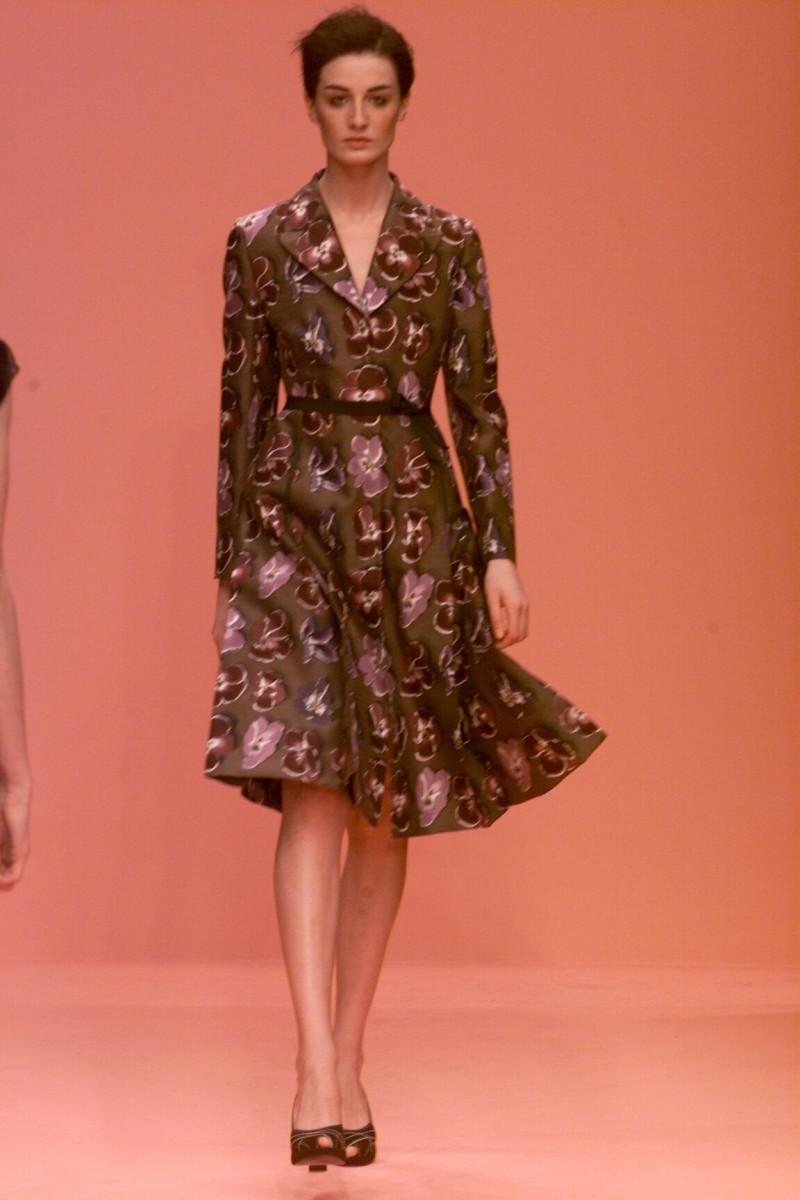 Prada fashion show for Autumn/Winter 2000
