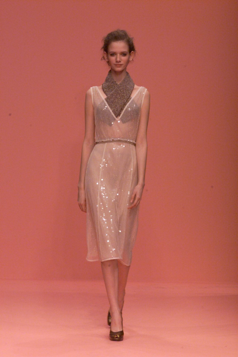 Prada fashion show for Autumn/Winter 2000