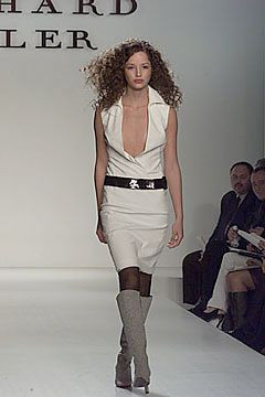 Richard Tyler fashion show for Autumn/Winter 2000