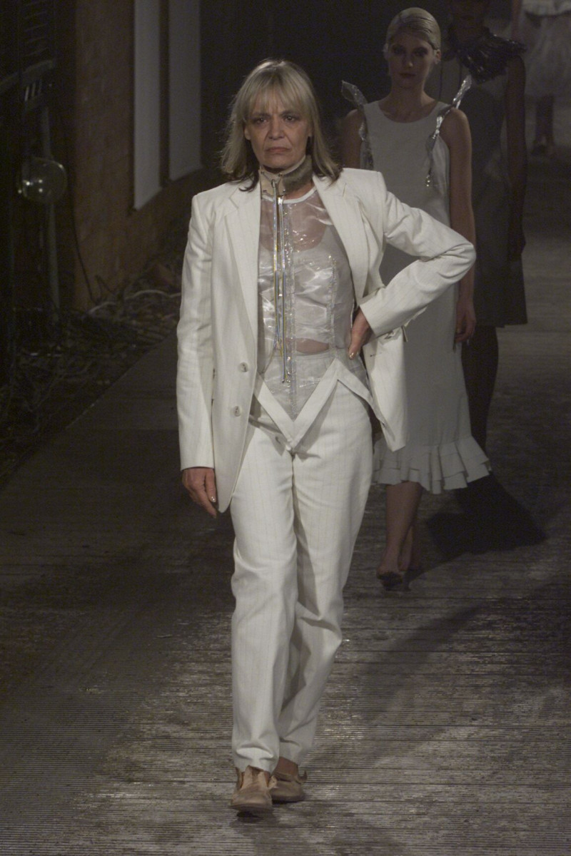 Robert Cary Williams fashion show for Autumn/Winter 2000