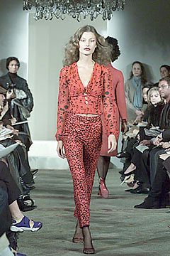 Tuleh fashion show for Autumn/Winter 2000