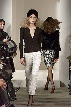 Tuleh fashion show for Autumn/Winter 2000
